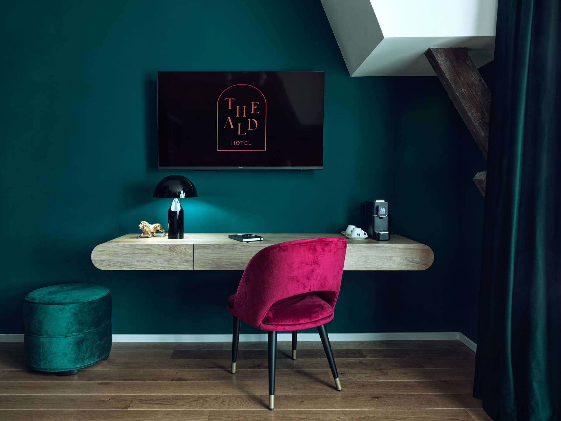 https://preferred.nl/wp-content/uploads/2026/05/the-ald-hotel-executive-king-desk-den-haag-lr.jpeg