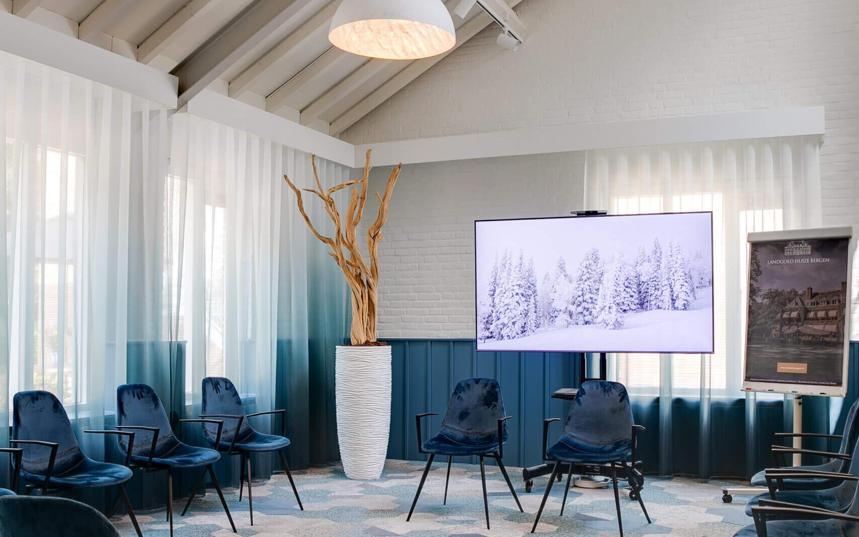 https://preferred.nl/wp-content/uploads/2026/08/Huize-Bergen-122-scaled-e1786087919802.jpg